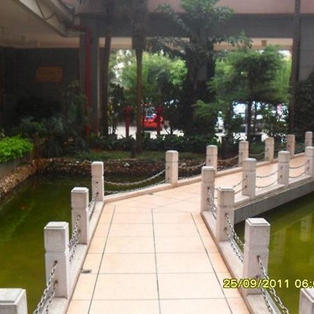 Kunming Begonia Hotel Εξωτερικό φωτογραφία